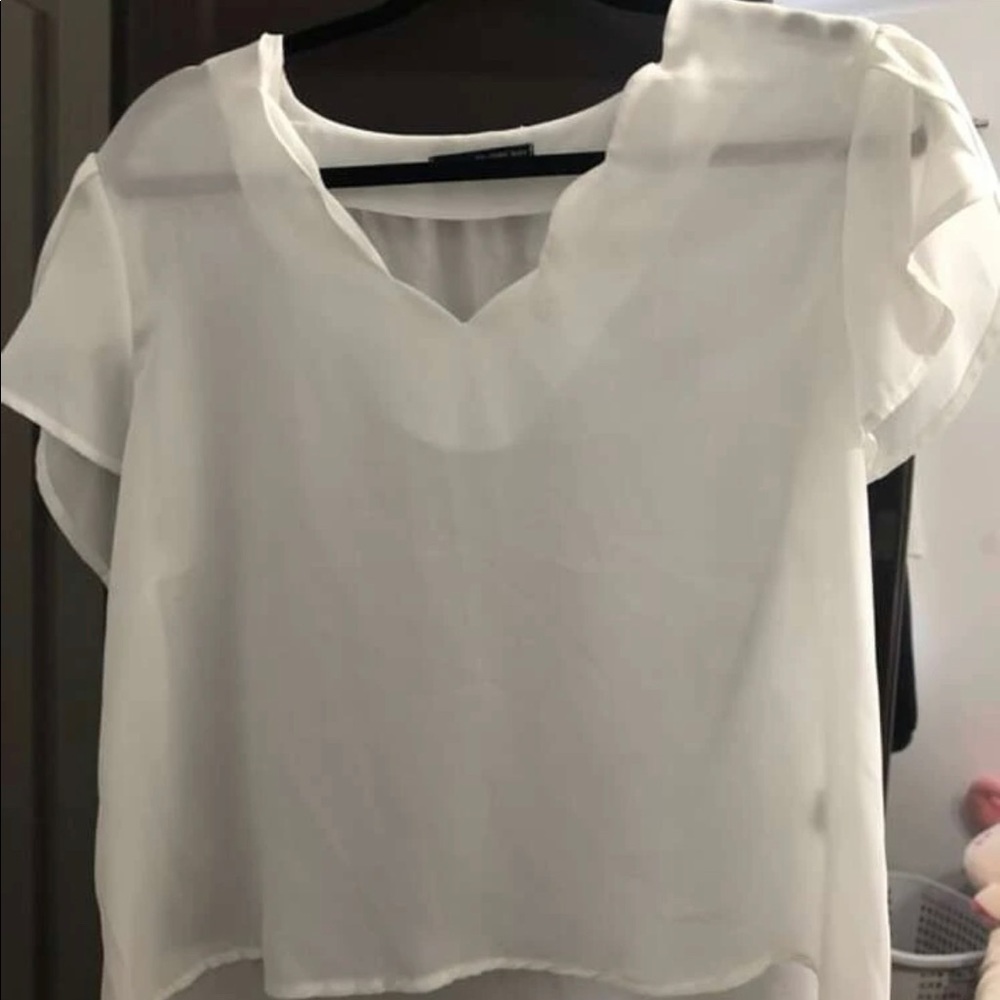Scallop trim petal sleeve blouse size XS